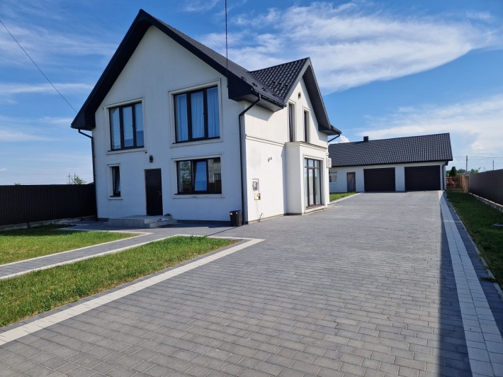 продам стильний будинок з ділянкою 10 сот - фото 1