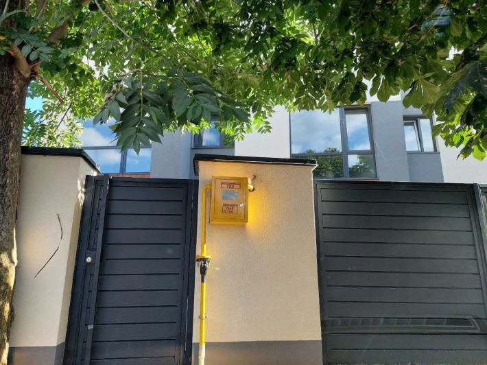 Таунхаус в Вовчинцях  130 м2 з гаражем. Від власника - фото 1