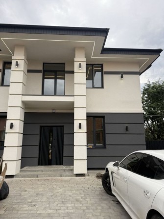 Продаж!Розкішний будинок в с.Крихівці - фото 1