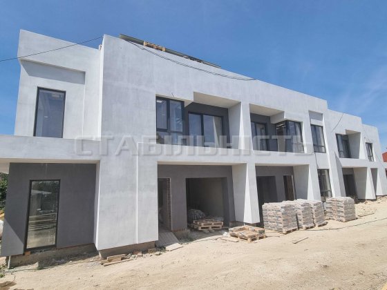 Продаж Таунхаус 145 м2, 2 сот. Угорники. Збудований. КМ Затишне. АКЦІЯ Угорники