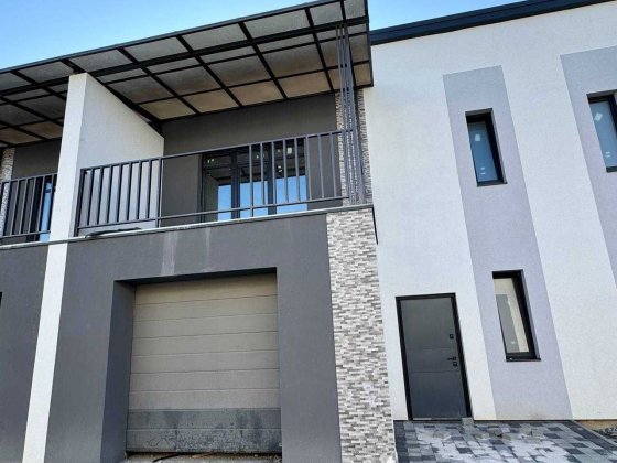 ТЕРМІНОВИЙ продаж готового, просторого таунхауса  у Вовчинцях Вовчинець