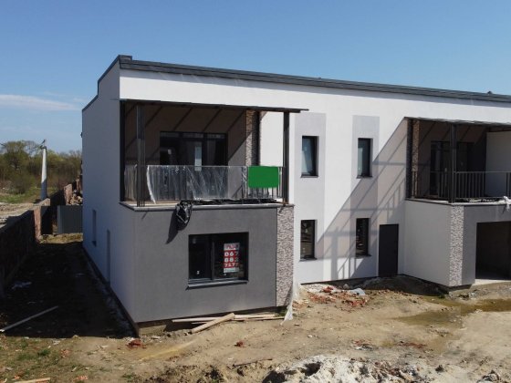 Продається будинок. Переуступка. Торг. Озеро. Річка. Комунікації Вовчинець