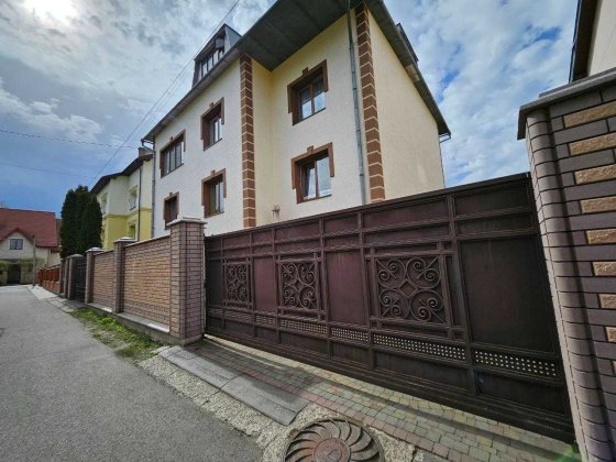 Продаж будинку 370 м2 у Крихівцях_VD Криховцы