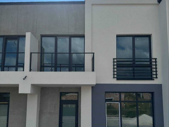 Готовий таунхаус 118,9 м² з балконом і ділянкою 1,5 сотки, Вовчинець Вовчинець