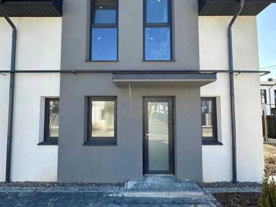 Продається Крайній будинок/таунхаус площею 125 м2 готовий до ремонту!! Крихівці