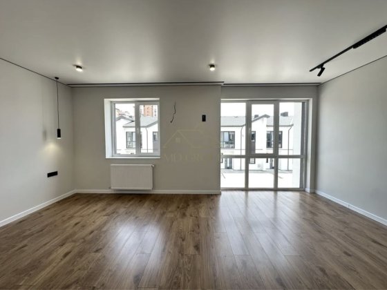 Продається таунхаус з якісним ремонтом біля Калинової Слободи Криховцы