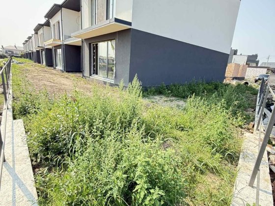 ТАУНХАУС за ціною  3 Кімнатної Криховцы