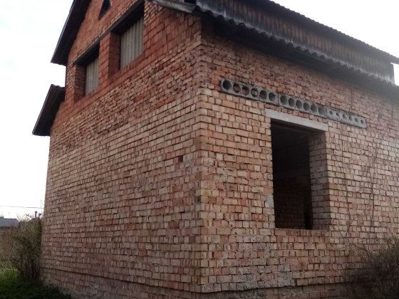 Продається будинок в районі онкодиспанесру. Черніїв