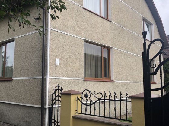 Цегляний Будинок в ідеальному стані Богородчани