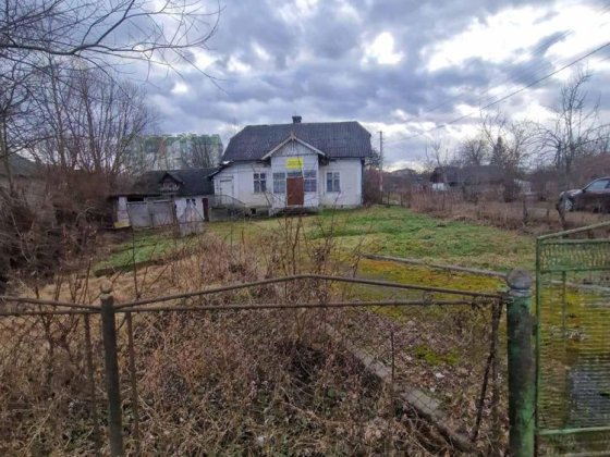 Деревʼяний будинок Богородчаны