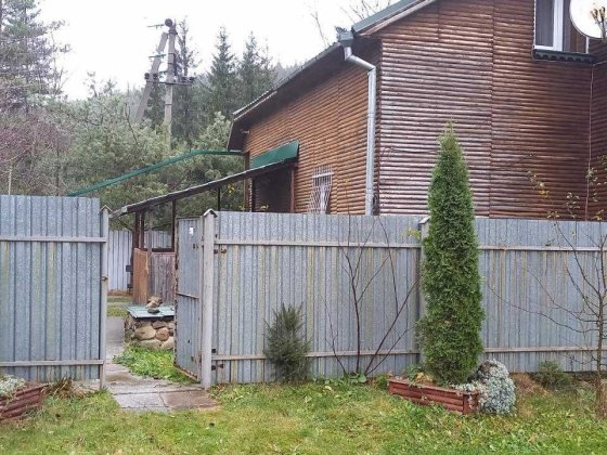 Двоповерховий будинок 105 м² біля р. Прут Татарів