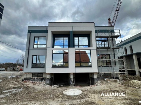 Продаж квадрохауса Загвіздя