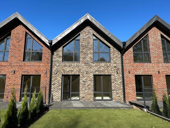 Таунхаус 100 м2 з Баварської кладки у КМ "Бельгійське Містечко". Святопетровское