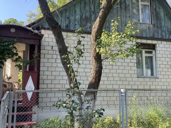 Продам дачу Києвська обл., с.Гатне пр.Миру 38. Площа будинку 51.3 м2 Гатное