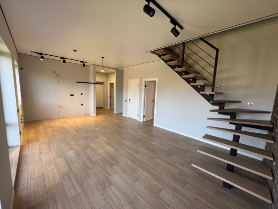 Дуплекс з РЕМОНТОМ на 110 м2, КМ "Бельгійське Містечко" Без % Святопетровское