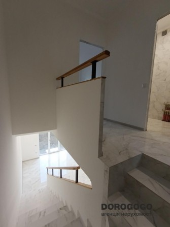 Продаж таунхаусу 98м2 з ремонтом у Святопетрівському вул. Прорізна - фото 1