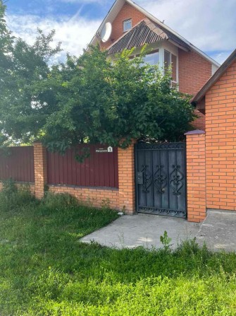 Продається будинок у селі Гатне що біля Києва 2км. - фото 1