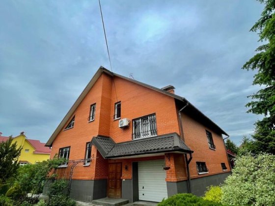 Продаж будинку 350 м2, 24 сот.в селі Крюківщина Крюковщина