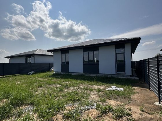 Одноповерховий будинок в Білогородці Гнатівка