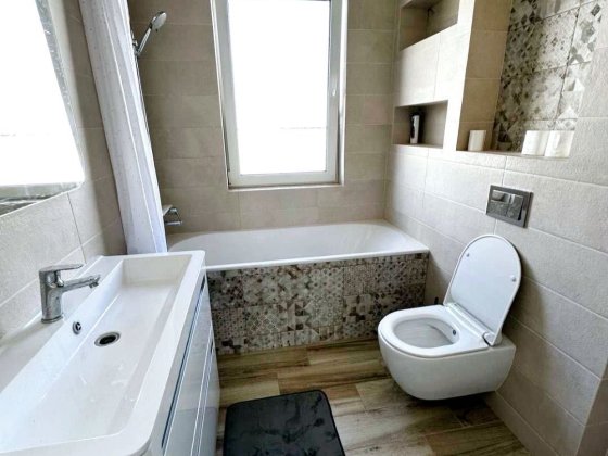 Продаж будинку з новим ремонтом  в Мальовничому Ворзелі Ворзель