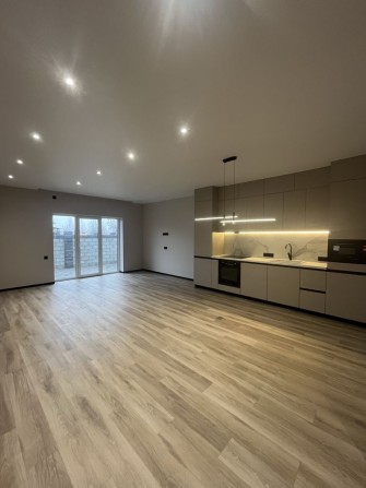 Продам будинок з ремонтом і меблями. - фото 1