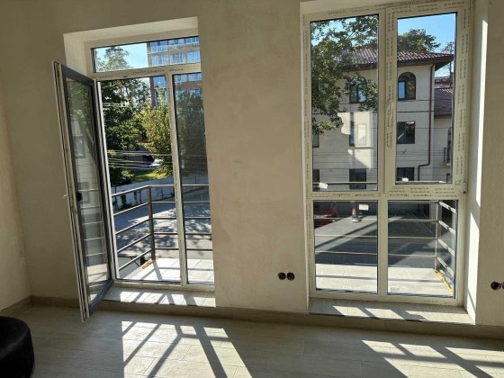 Дуплекс з ремонтом в центрі Ворзеля! Оформлення мінімальне! Ворзель