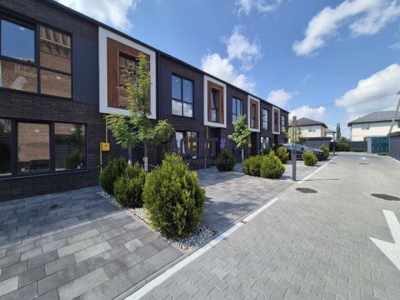 Продаж таунхауса в чудовій локації в Крюківщині біля Характер Парку Крюковщина