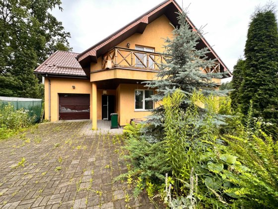 Комфорт і простір за вигідною ціною! Будинок з газом та гаражем! Ворзель