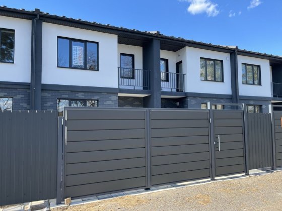 Таун 118 кв.м. на початку с.Ворзель Ворзель