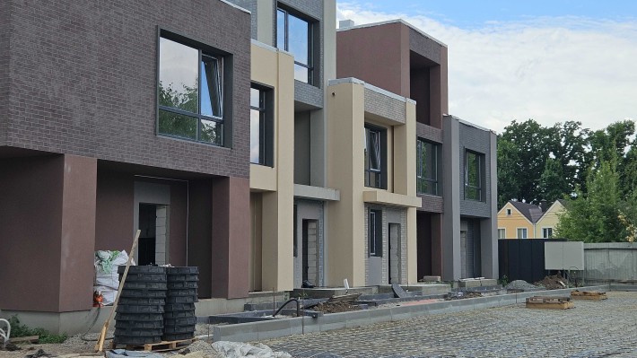 єОселя. єВідновлення. Таунхаус 92 м2 в Крюківщині. Свій Дім 2 - фото 1