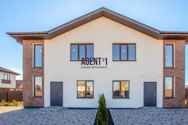 Продаж дуплексу  120 кв.м.  с.Святопетрівське. - фото 1