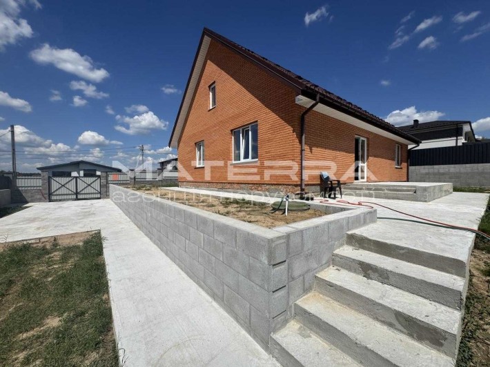 Білогородка продам Будинок 101 м2 та ділянкою 10 соток - фото 1