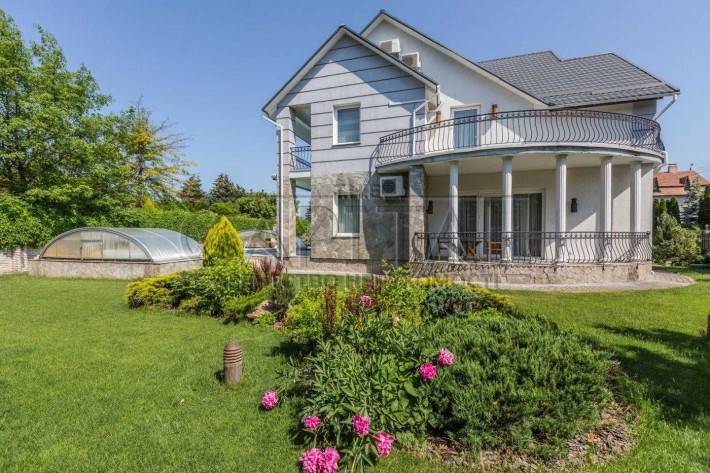 Продаж будинку з басейном, с. Козин, Обухівський р-н - фото 1