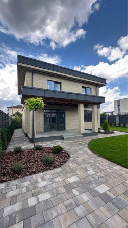 Продаж будинку у Гатному на 5 сотках, 158 м2, газ, висока якість - фото 1