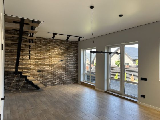 Продаж дуплекс з РЕМОНТОМ 110м2 км "Бельгійське містечко" БЕЗ % Святопетровское