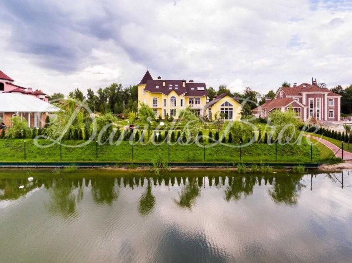 Козин, Конча Заспа, дом с выходом на Козинку без комиссии - фото 1