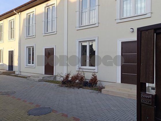 Продаж таунхаусу 124 м² з оздоблювальням є оселя Святопетрівське Святопетровское