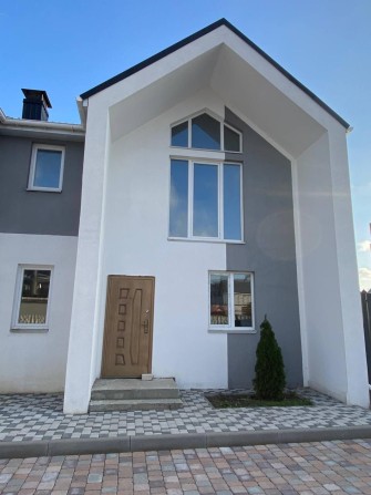 Таунхаус 108 кв.м. з ділянкою 2 сотки у Святопетрівському - фото 1