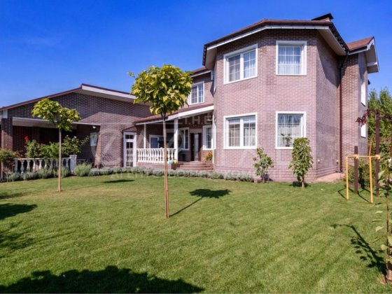 Без % Продаж будинку в Крюківщині газ, гараж, басейн, 10 соток Крюковщина