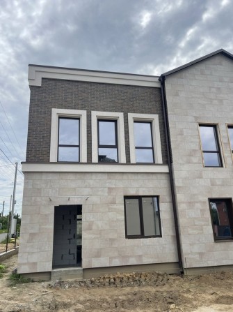 Таунхаус 105м2, 3-Кімн, с. Святопетрівське вул. Виноградна,12 - фото 1