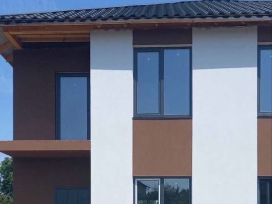 Продам дуплекс. 4 км до Києва. Газифікований. Гатное