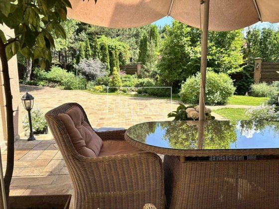 Дом с бассейном 4 спальни приватный заезд Дамба Конча-Заспа без% Козин