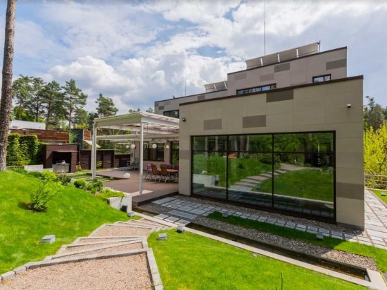 Продам сучасний будинок(700м2)з авторським ремонтом в Рудиках Козин