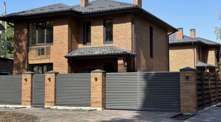 Будинок 130 м², 4 сотки, всі комунікації, продаж без посередників - фото 1