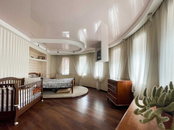 Просторий будинок всього в 5 км. від Столиці, с.Святопетрівське! Святопетровское