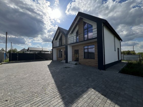 Дуплекс 100м2 /2,5 сотки/ білогородка/ без комісії Білогородка