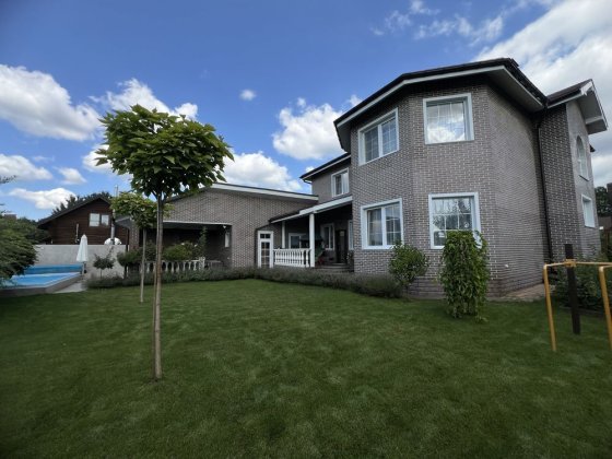 Породам будинок з басейном/200м2/10 соток/гараж/ГАЗ/камін/зБез комісії Крюковщина