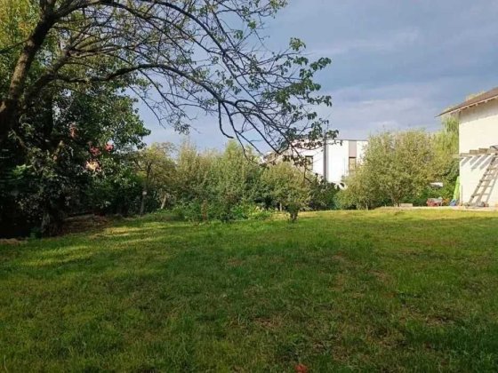 Продаж двох будинків,з цегли450 +130 кв.м. МЕГАМАРКЕТ. Гатне.15сотТорг Гатное