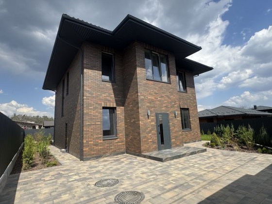 Цегляний будинок з автонавісом ‼️ 9 соток| 180 м2 Белогородка