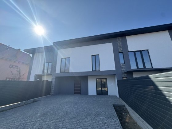 Дуплекс від забудовника з газом і центр каналізацією! Велика ділянка! Ворзель